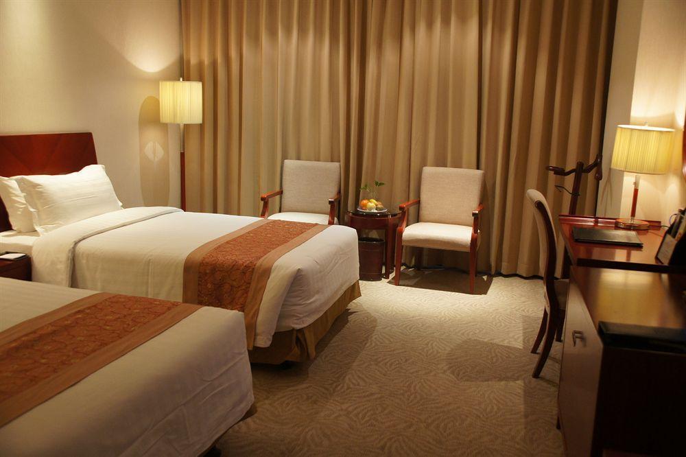 Kingswell Hotel Tongji Shanghai Exterior photo